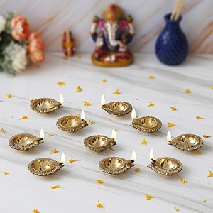 ecraftindia golden lotus flower shape decorative brass diya for diwali pooja 10 golden brass diya