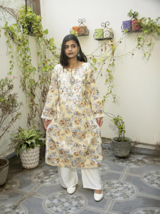 Elegance Hub Women Printed Straight Kurta