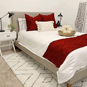 bed runner set 100 cotton 800 thread count 3 piece pinch pleated bed runner set decorative bed scarf 1 pinch pleated bed runner and 2 piece cushion cover single size 5425 red