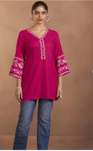 Emica Women Embroidered Straight Kurta