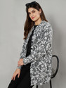 eWools Floral Print Round Neck Casual Women Black Sweater