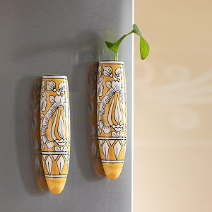 exclusivelane 39mughal heaven39 ceramic handpainted magnetic planters pot for fridge refrigerator magnet planter light yellow amp enamel white 19 x 15 x 72 inch 2 piecesel-021-226