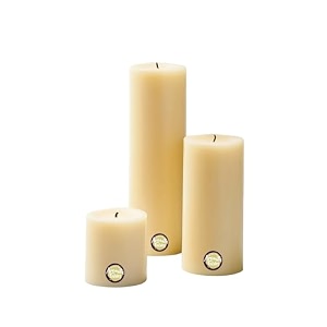 first row aromatic fables jasmine scented off-white color pillar wax candles with fiber tray stand size 8x6x3 inch set of 3