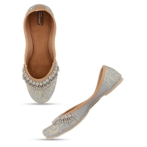 Flat Footwear Mojari Punjabi Jutti Bellies for