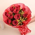 FlowerAura Premium Fresh Live Flower Bouquet of 12 Red Roses In Non Woven Paper Gift For Birthday | Anniversary | Love | Home Decor | Fathers Day Gift For Dad (Same Day Delivery)
