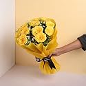 FlowerAura Premium Fresh Live Flower Bouquet of 12 Yellow Roses In Non Woven Paper Gift For Birthday | Anniversary | Love | Home Decor | Fathers Day Gift For Dad (Same Day Delivery)