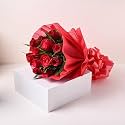 FlowerAura Premium Fresh Live Flower Bouquet of Set of 6 Red Roses In Designer Non Woven Paper Gift For Birthday | Anniversary | Love | Home Decor | Fathers Day Gift For Dad (Same Day Delivery)
