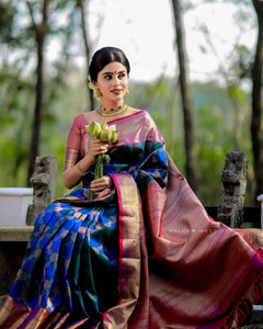 fospy woven kanjivaram silk blend saree light blue