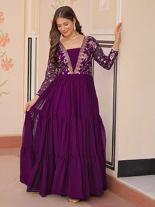 FOXDX Women Embroidered Flared Kurta