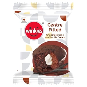 fresh produce winkies centre filled chocolate cake with vanilla cream 33g40g