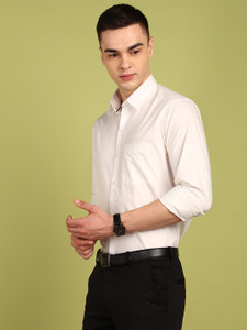 FUBAR Men Slim Fit Solid Spread Collar