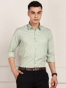 FUBAR Men Slim Fit Solid Spread Collar