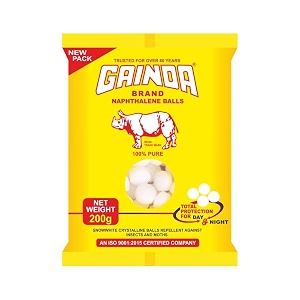 gainda naphthalene balls white kapoor goli stain-free anti-insect repellant mothballs sanitary cubes for cloth wardrobe almirah bookshelves cupboards amp drawers - 200 gm white