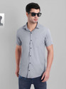Garry Richards Men Regular Fit Solid Spread
