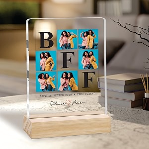 Giftplease Customized Friends Plaque with Wooden Stand