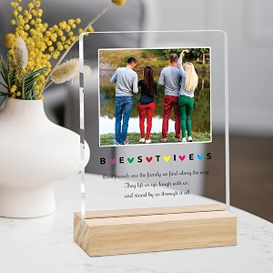 Giftplease Customized Friends Plaque with Wooden Stand