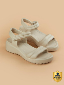 Ginger by Lifestyle Women Slippers