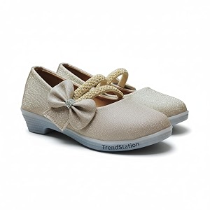 Girls Patent Mary Jane Shoes with Floral