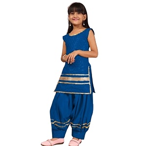 Girls Ethnic Wear Embroidery Cotton Blend Kurti