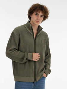 Glitchez Self Design Collared Neck Casual Men