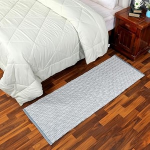 glofy bedside runner hand woven pure cotton carpet 2x5 feet 60cm x 152cm for bedroomlivingroomkitchenyoga and multi purpose colour - grey zig zag