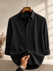 GLOREN Men Solid Casual Black Shirt