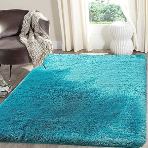 Hand Woven Plain Shagg Collection with 2