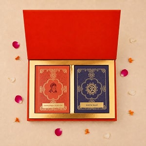 serdharm hanuman chalisa and geeta saar set of 2 pocket size chalisa sangrah book set hindi and english script hardbound gift case for housewarming wedding gift or hanuman jayanti