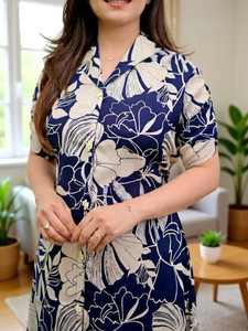 Harivastra Women Floral Print Printed A-line Kurta
