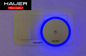 hauer glow-mate smart led premium night light auto dimming with auto onoff sensor led night lamp 6 cm blue
