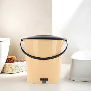 heart home 7 ltr plastic dustbin for home with pedal lid amp handle  dustbin for kitchen bathroom amp office  garbage bin for wet or dry waste  ultra- cream amp black