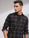 HIGHLANDER Men Slim Fit Solid Cut Away