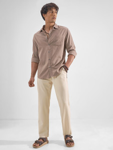 HIGHLANDER Men Solid Casual Brown Shirt