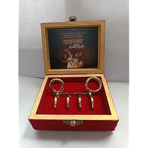 historical tigerclaws replica use in chshivaji maharaj and afjal kahn pratapgarh war