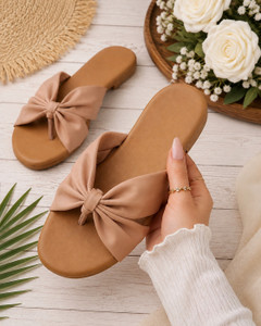 hiwa Women Flats