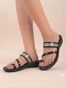 hiyaga Women Flats