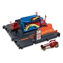 Hot Wheels City Gas Station Playset with 1 Car, Connects to Other Sets, Car-Activated Features, Track Play Details, Gift for Kids