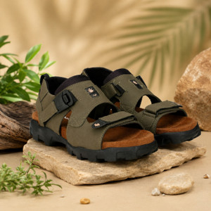 house of common Men Sandals