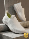 HRX by Hrithik Roshan LightweightComfortableTrendyBreathable Sports Running