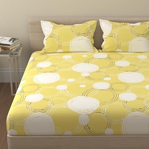 huesland by ahmedabad cotton 144 tc king size bed sheet cotton with 2 pillow covers  sphere  yellow  108 x 108 inches