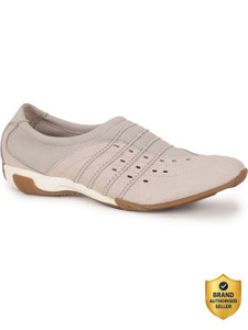HUSH PUPPIES Energize Casuals For Women