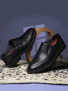HUSH PUPPIES IRVING BANKER Slip On For