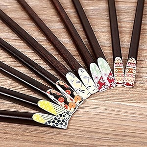 iktu 5 pairs reusable chopsticks set - natural bamboo japanese chopsticks lightweight easy to use chop sticks with case for sushi noodles and other asian food nails design
