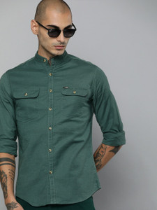 The Indian Garage Co. Men Solid Casual