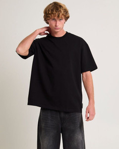THE INDIAN STITCH Solid Men Round Neck