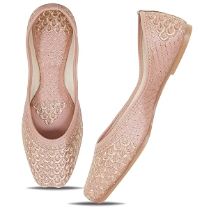 IndieStride Womens Embroidered Rajasthani Mojari Jutti