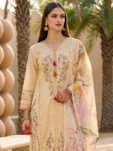 Indo Era Women Silk Blend Kurta Pant