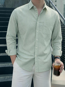 indossare Men Striped Casual Light Green Shirt