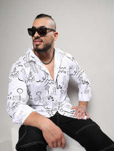 Instafab Plus Men Striped Casual White Shirt