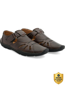 INVICTUS Men Sandals